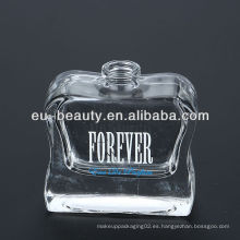 Cuadrado en forma de botellas de vidrio de perfume 30ml